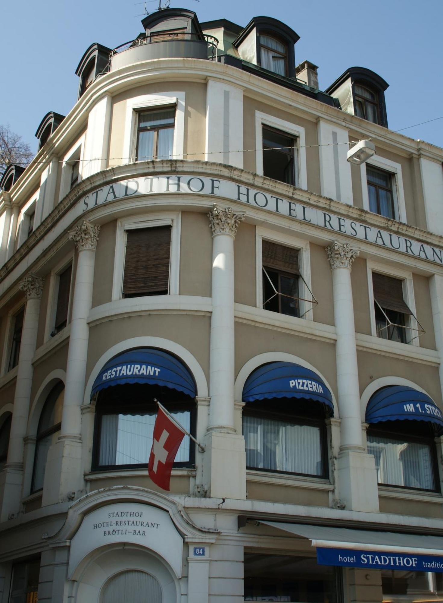 Stadthof Budget Hotel Basel City Center Buitenkant foto